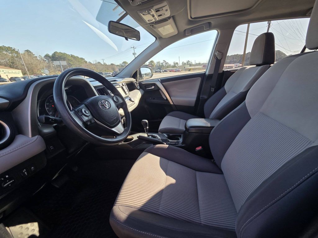 2014 Toyota Rav4 Image 10