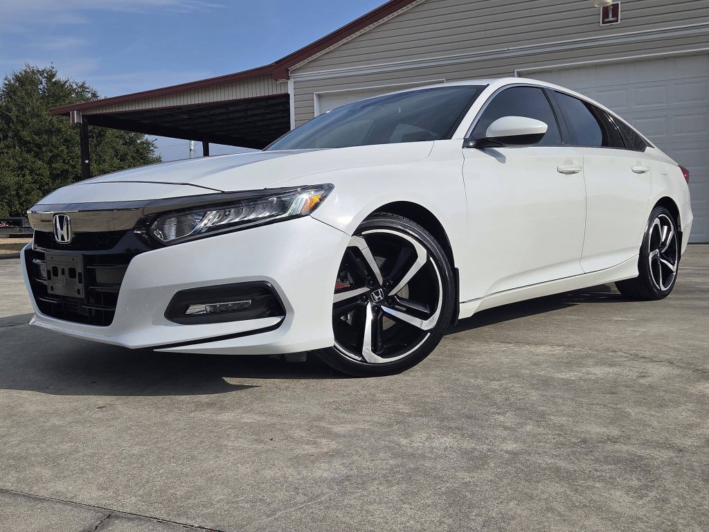 2018 Honda Accord Image 1