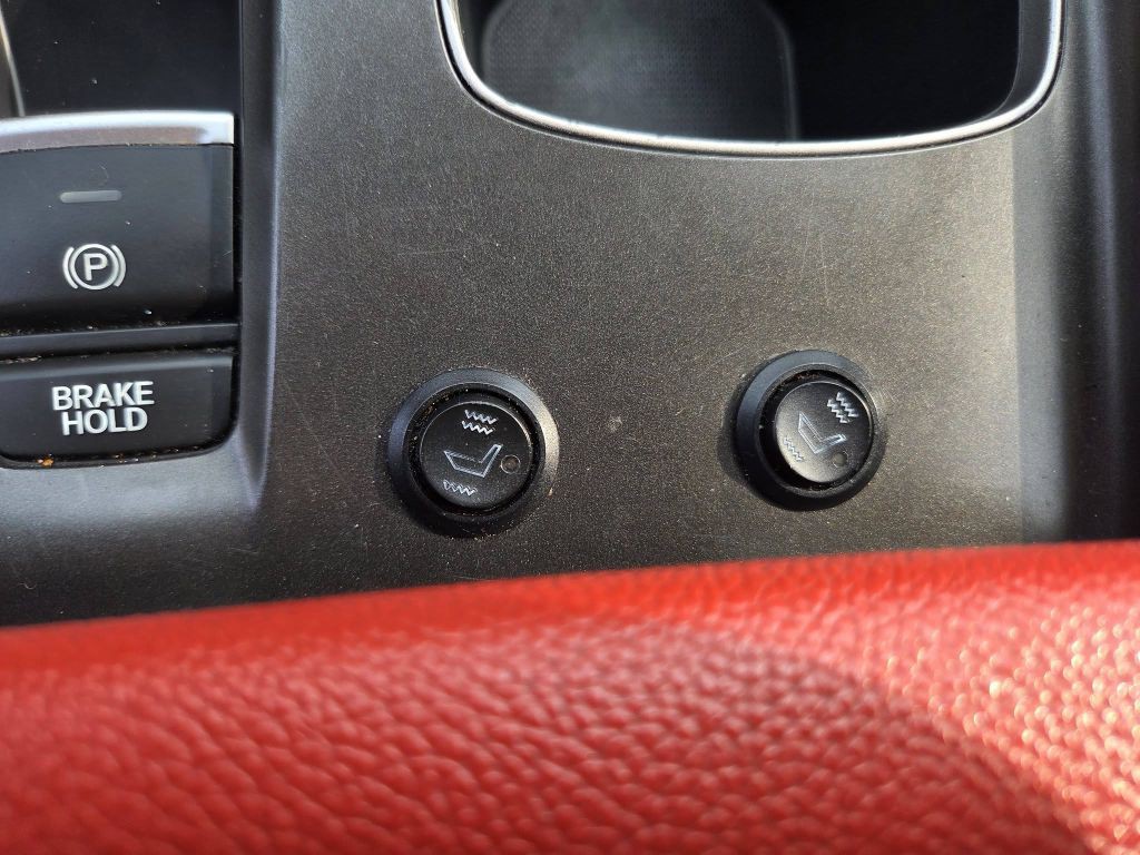 2018 Honda Accord Image 18