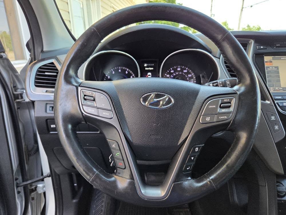 2013 Hyundai Santa Fe Sport Image 21