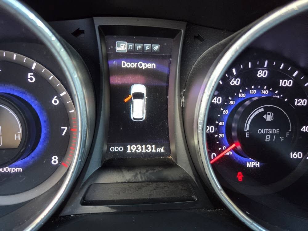 2013 Hyundai Santa Fe Sport Image 22