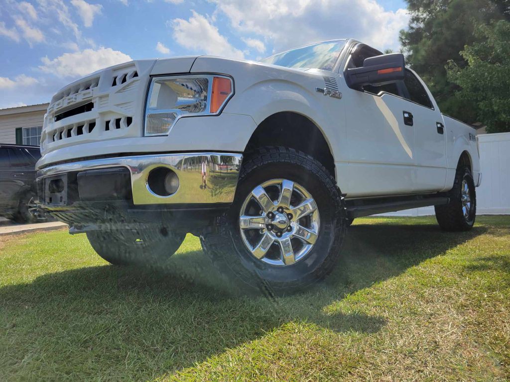 2013 Ford F-150 Image 1