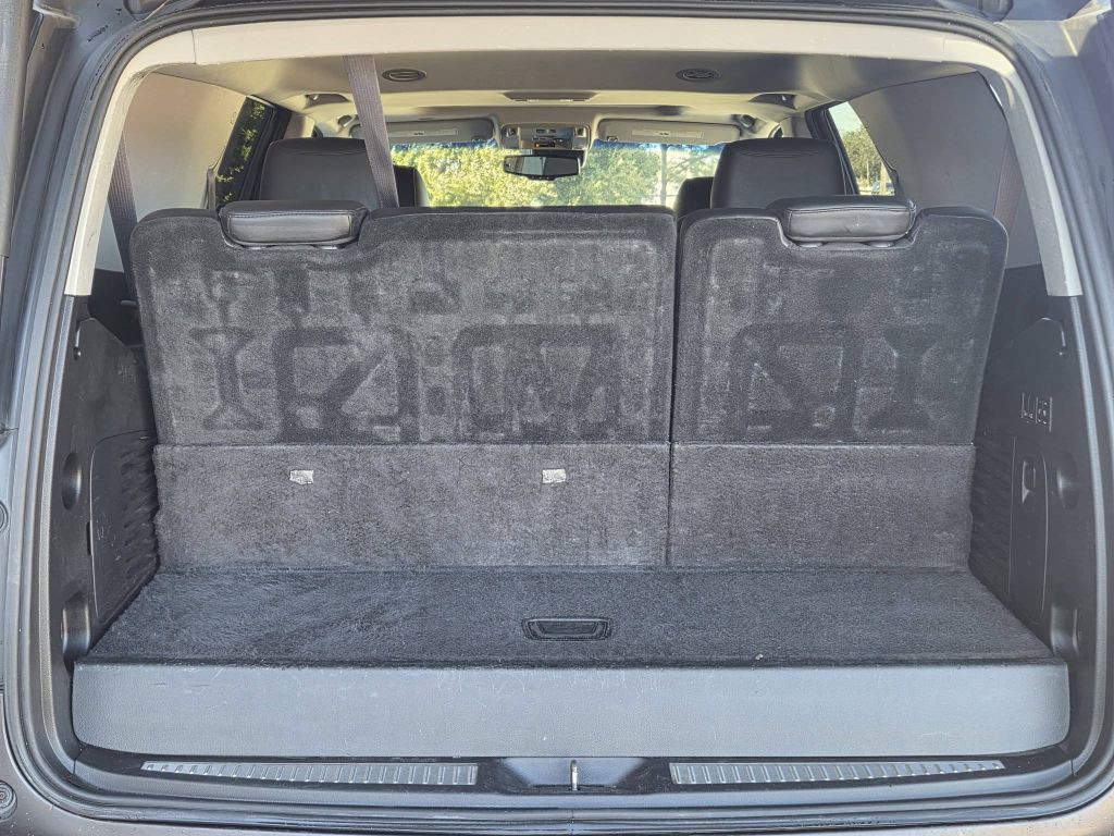 2016 Cadillac Escalade Image 12