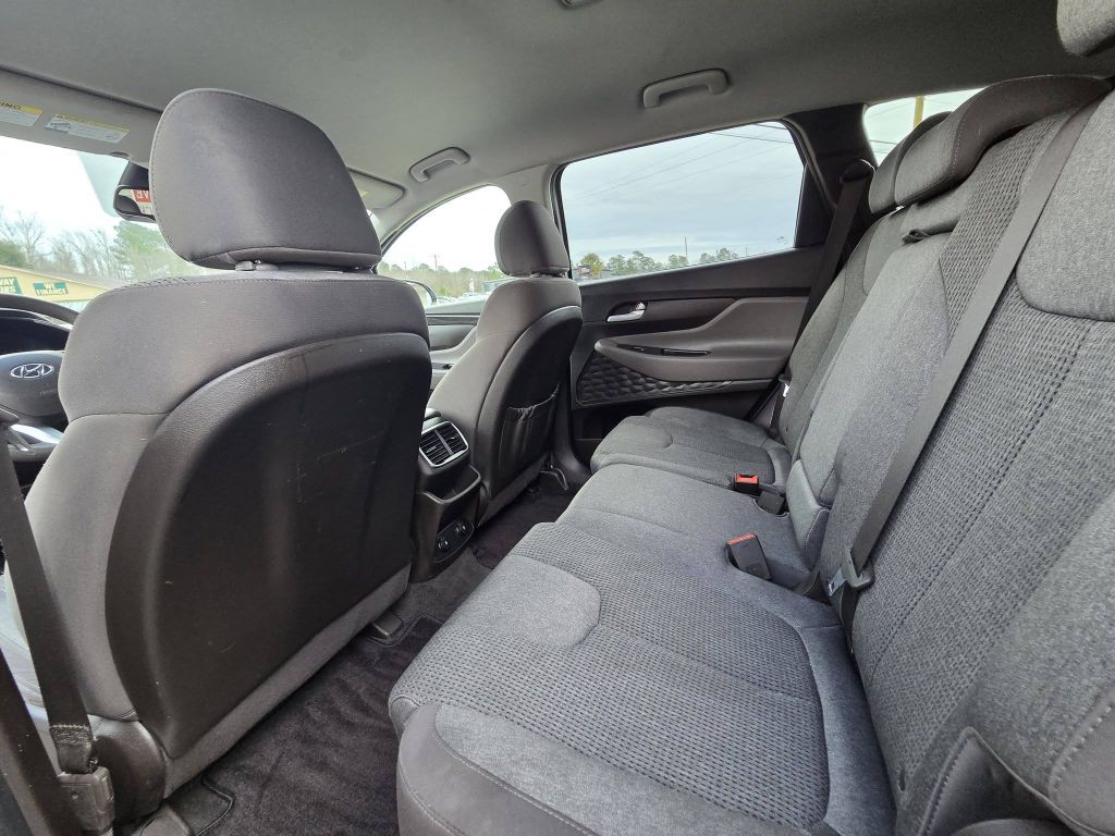 2019 Hyundai Santa Fe Image 11