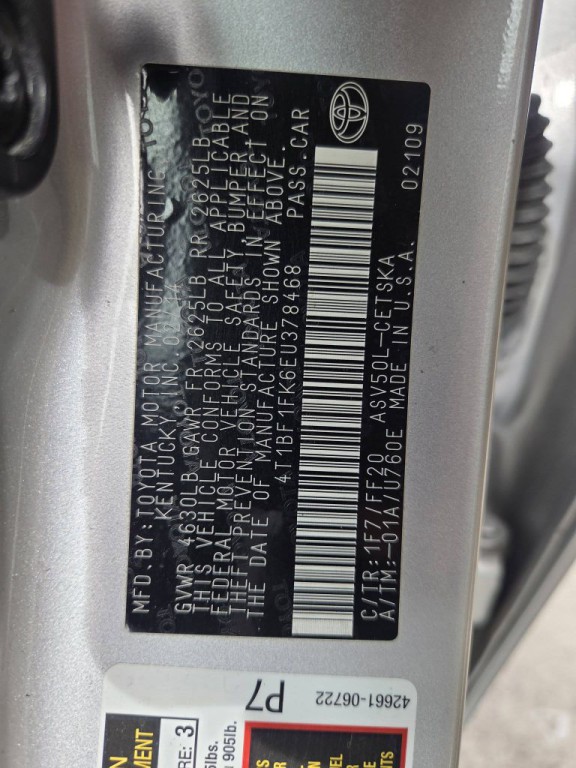 2014 Toyota Camry Image 18