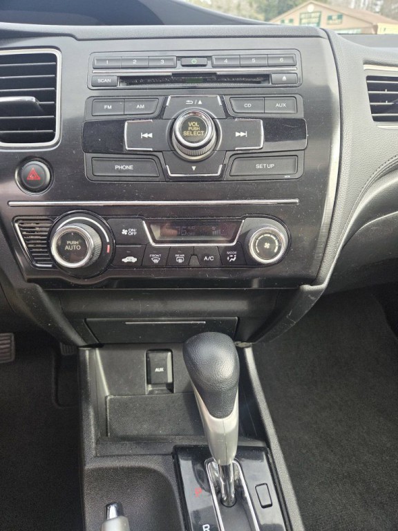 2013 Honda Civic Image 18