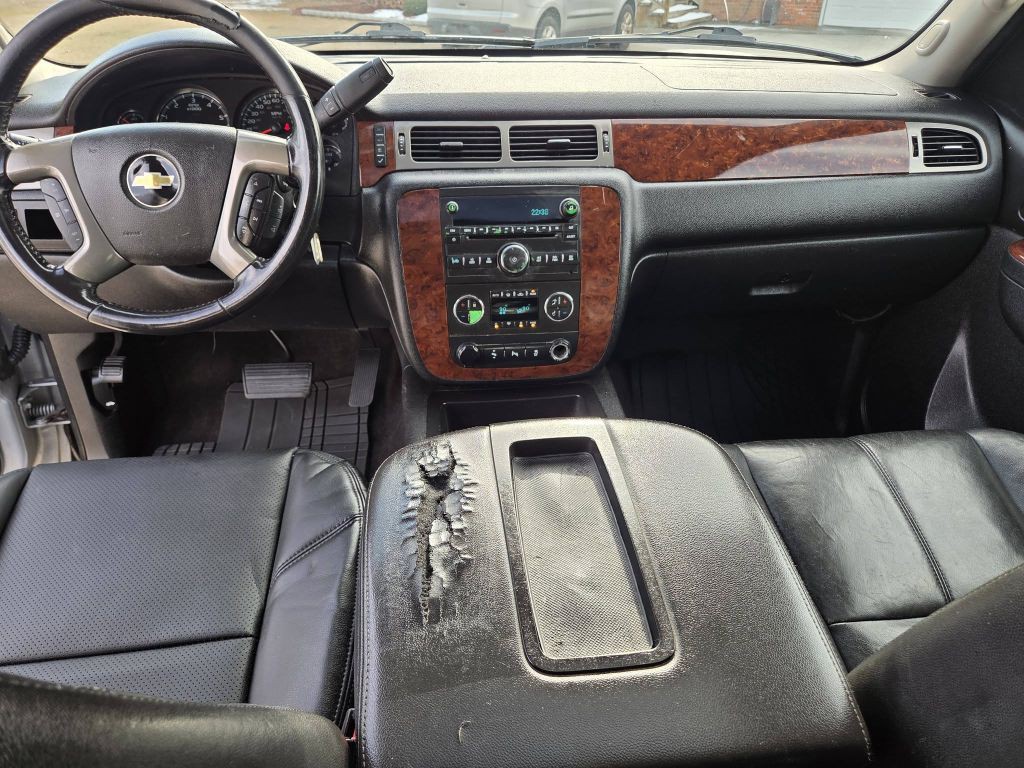 2012 Chevrolet Tahoe Image 14