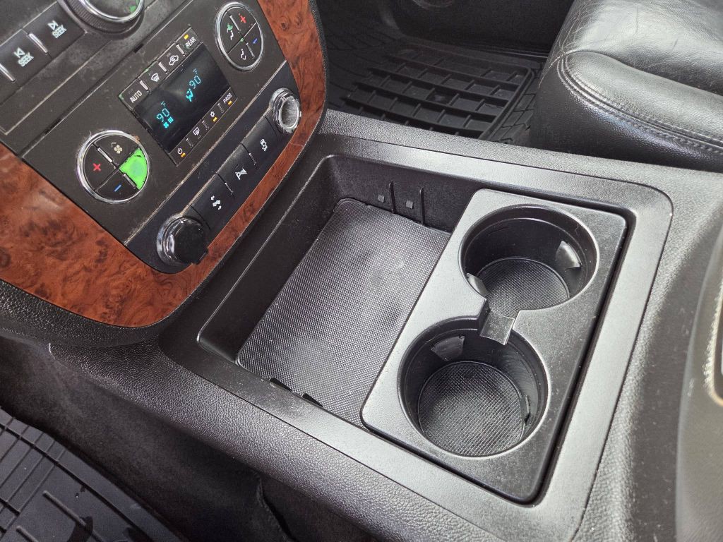 2012 Chevrolet Tahoe Image 16