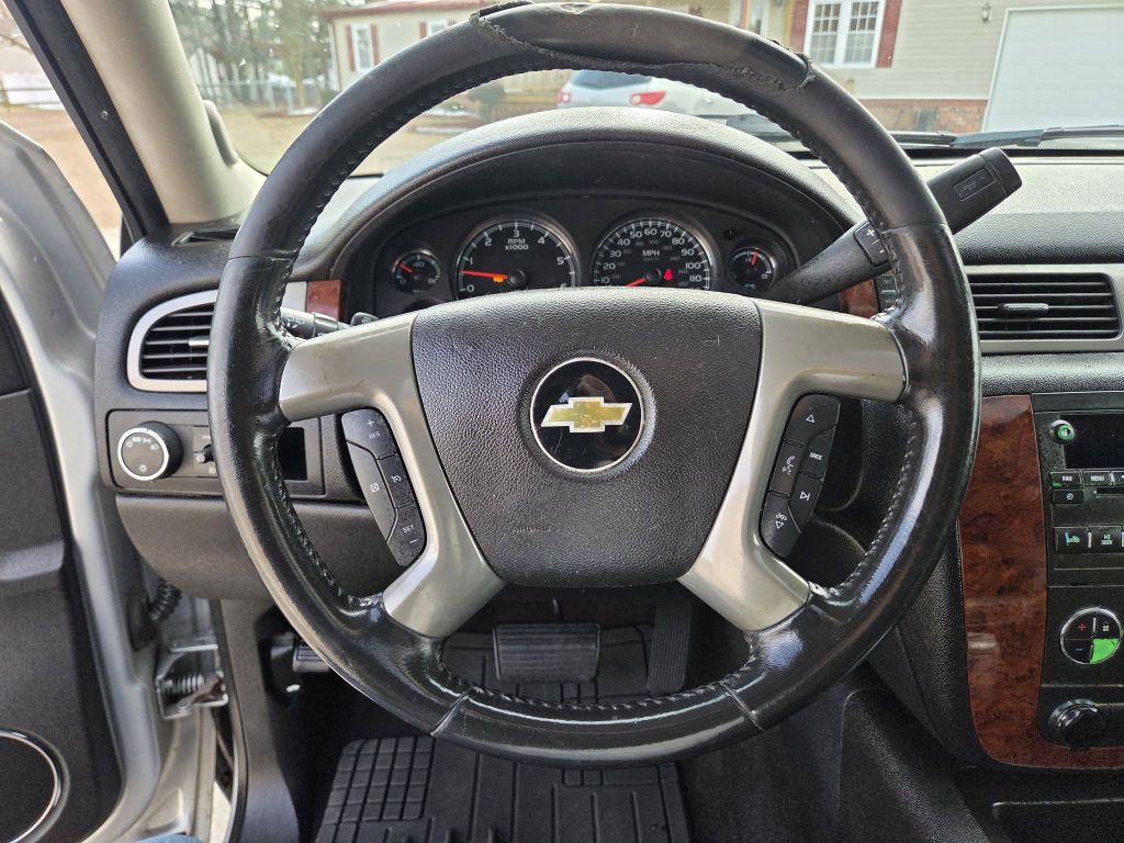 2012 Chevrolet Tahoe Image 18