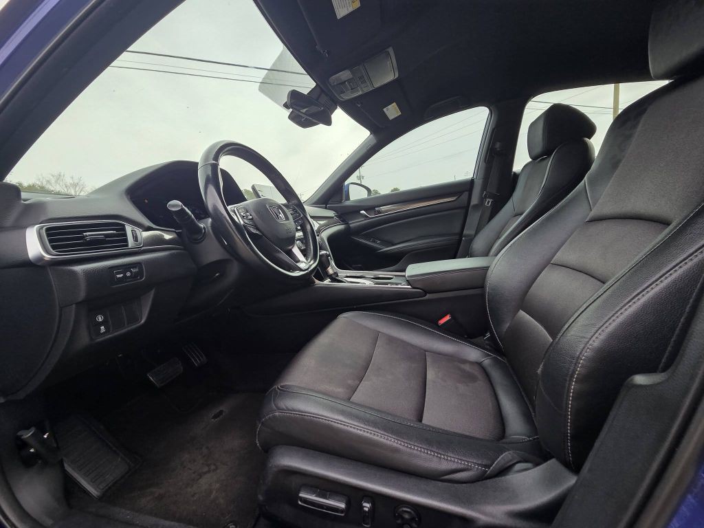 2019 Honda Accord Image 12