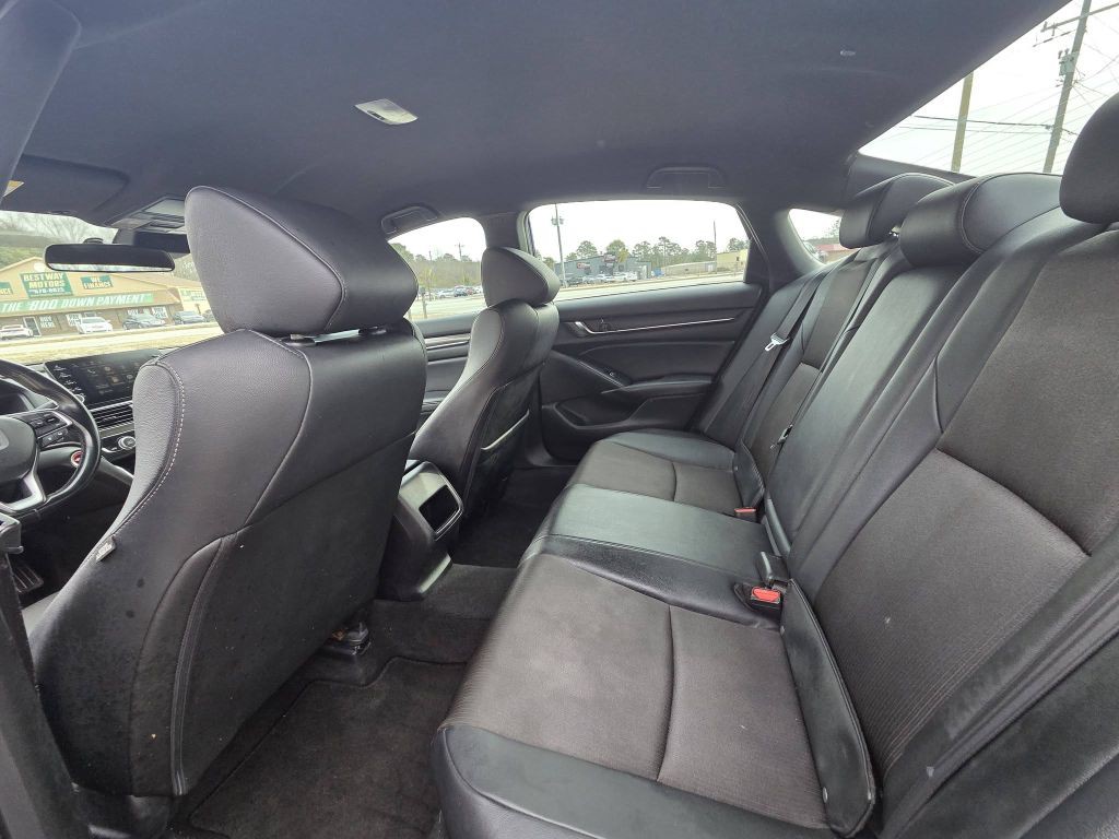 2019 Honda Accord Image 13