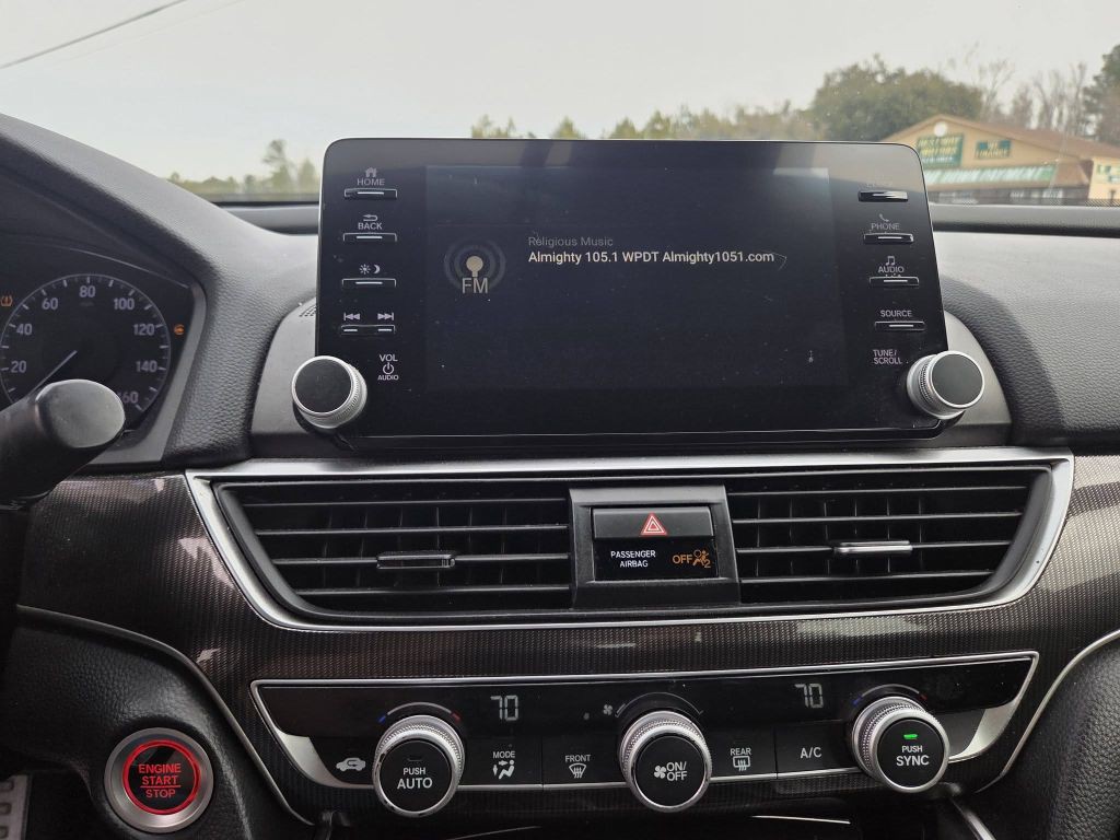 2019 Honda Accord Image 18