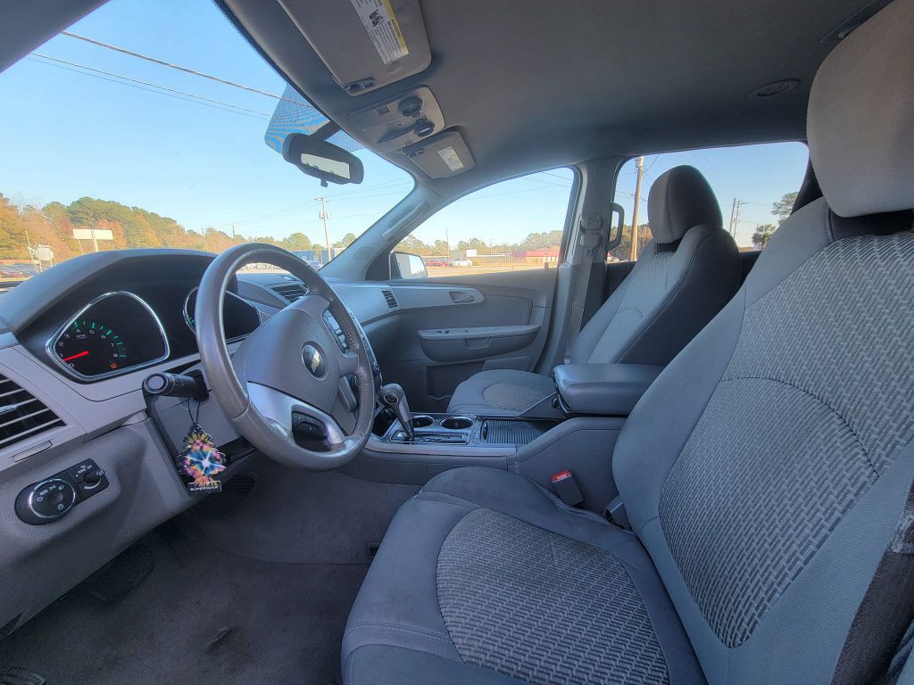 2012 Chevrolet Traverse Image 11