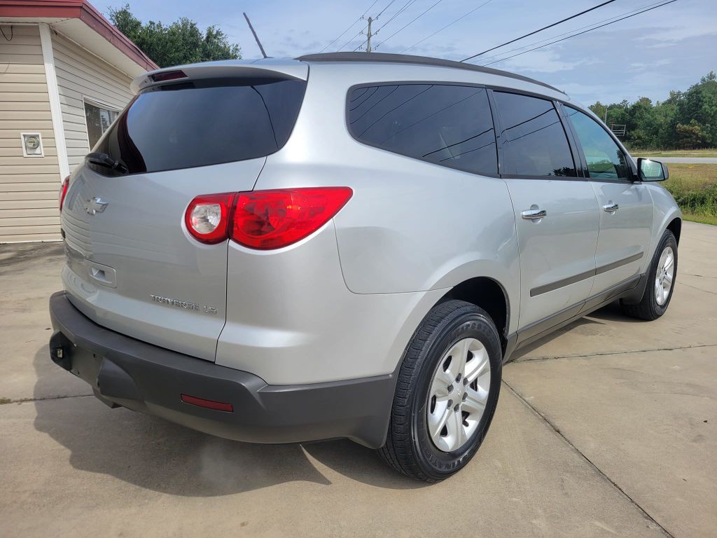 2011 Chevrolet Traverse Image 6