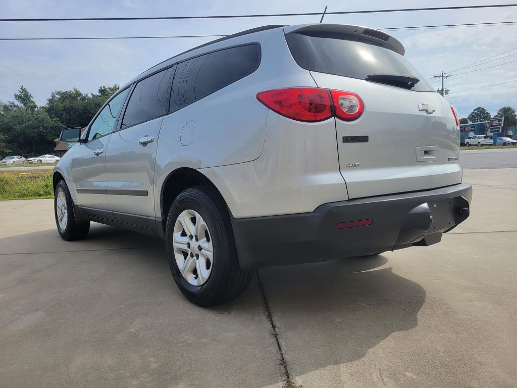 2011 Chevrolet Traverse Image 7