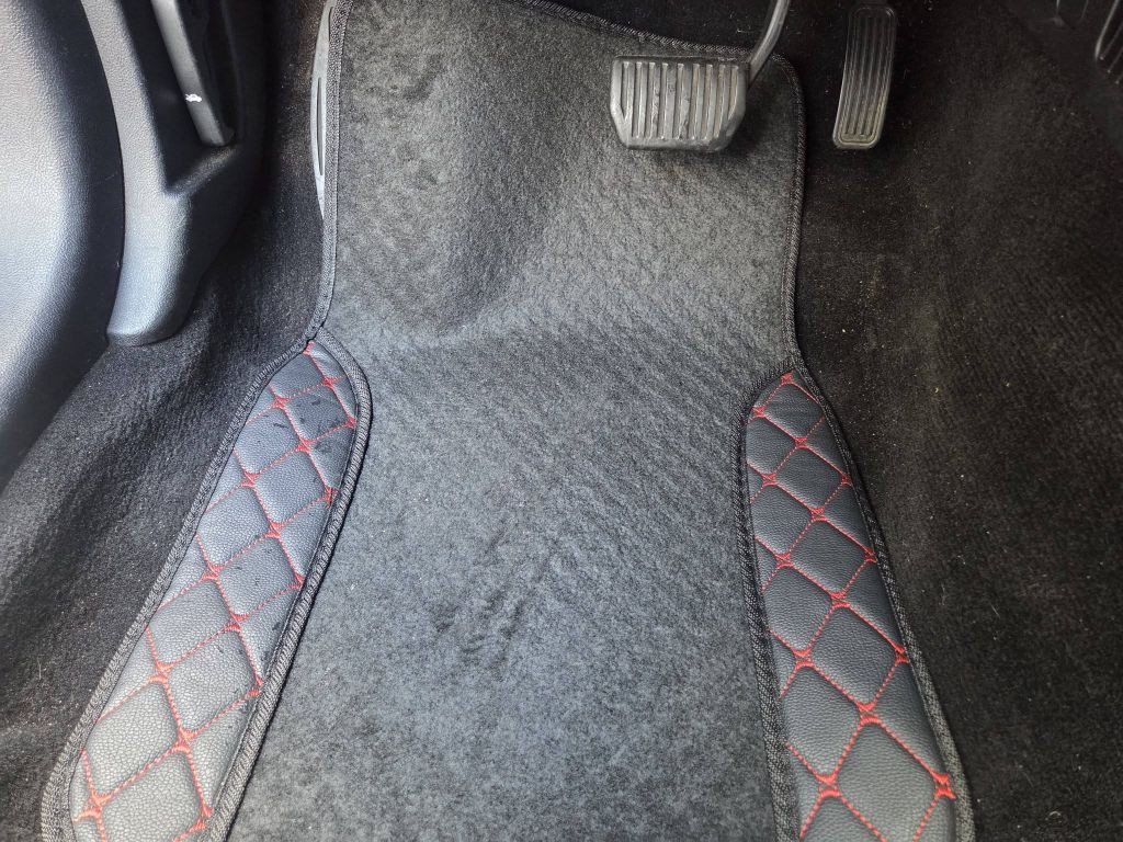 2018 Lincoln Continental Image 16