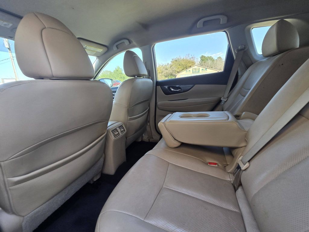2016 Nissan Rogue Image 10