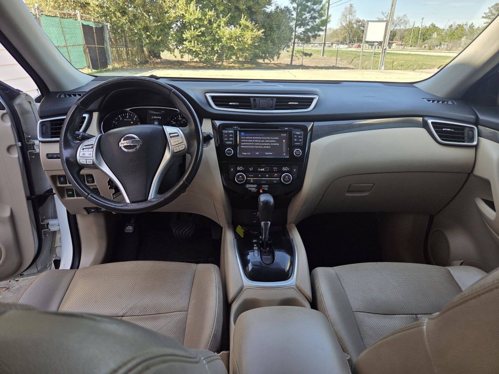 2016 Nissan Rogue Image 13