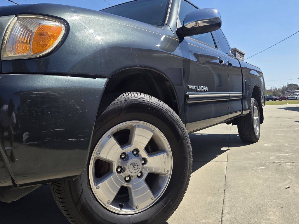 2006 Toyota Tundra Image 2