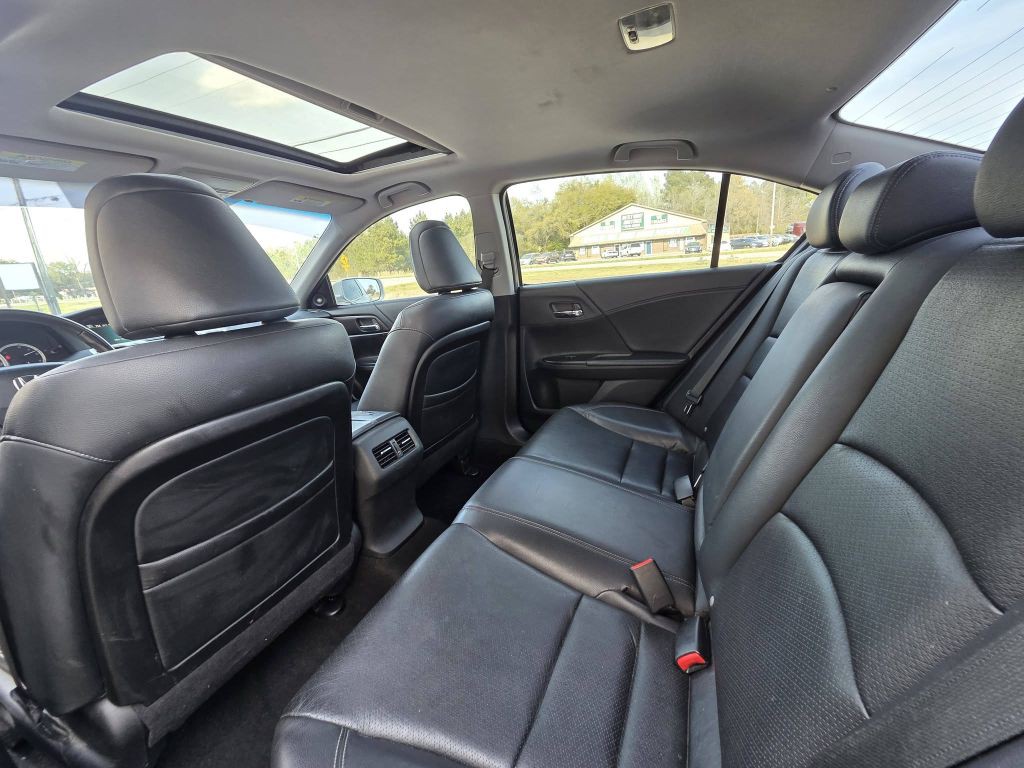 2013 Honda Accord Image 10