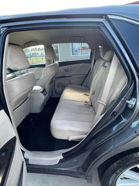 2009 Toyota Venza Image 6