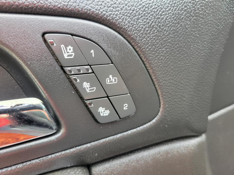 2009 Chevrolet Suburban Image 14