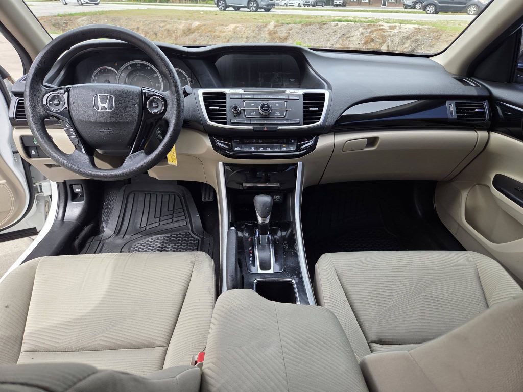 2016 Honda Accord Image 12