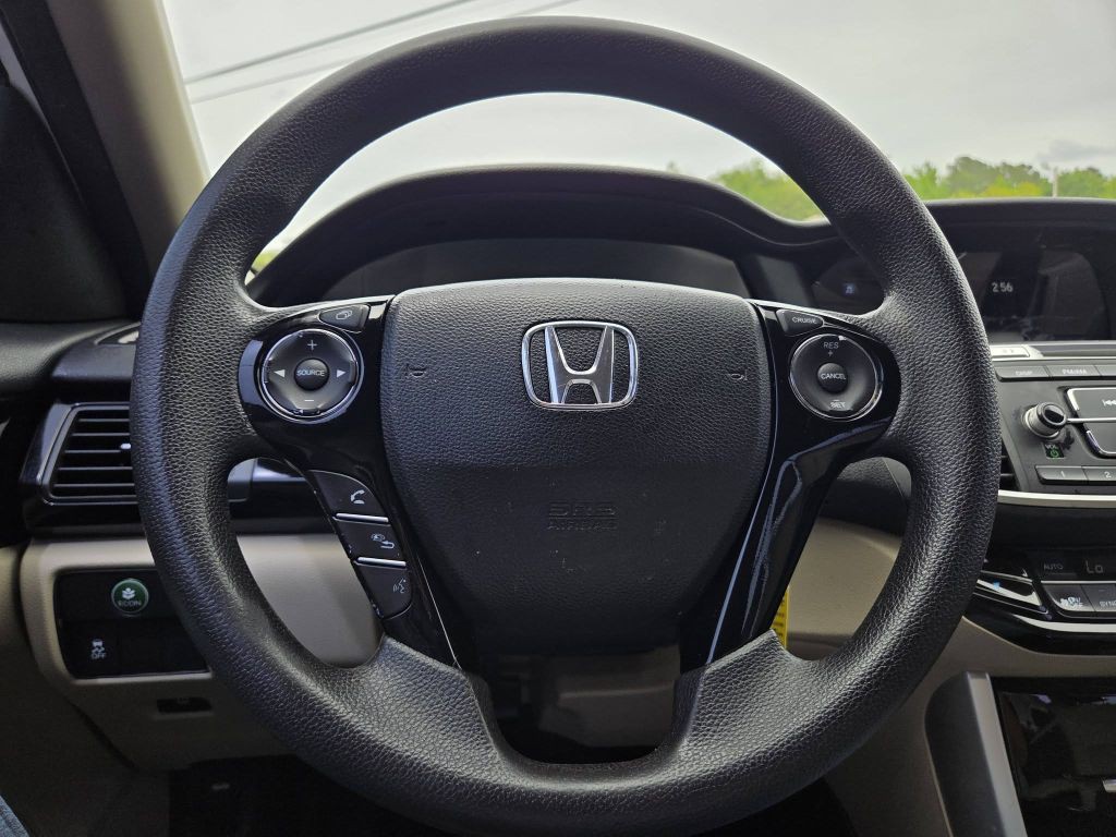 2016 Honda Accord Image 15
