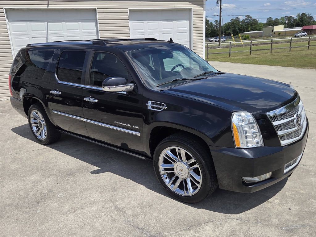 2011 Cadillac Escalade Image 5