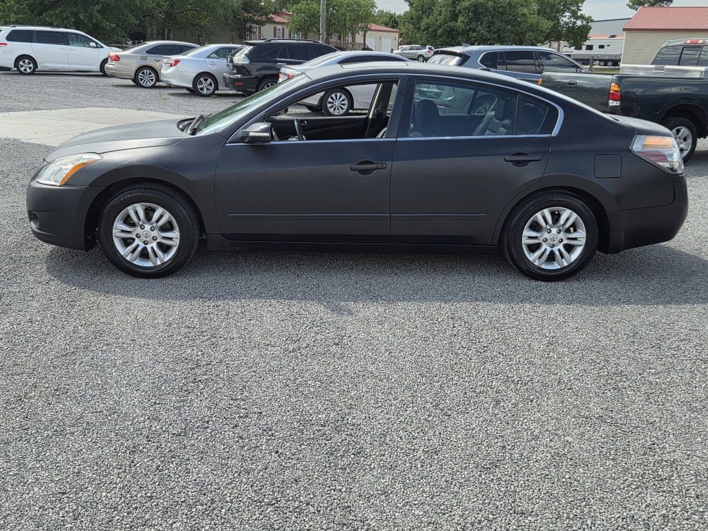 2012 Nissan Altima Image 8