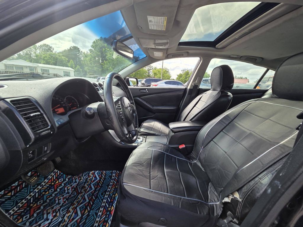 2012 Nissan Altima Image 10