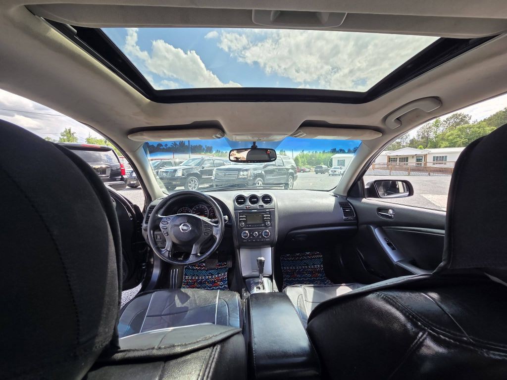 2012 Nissan Altima Image 12