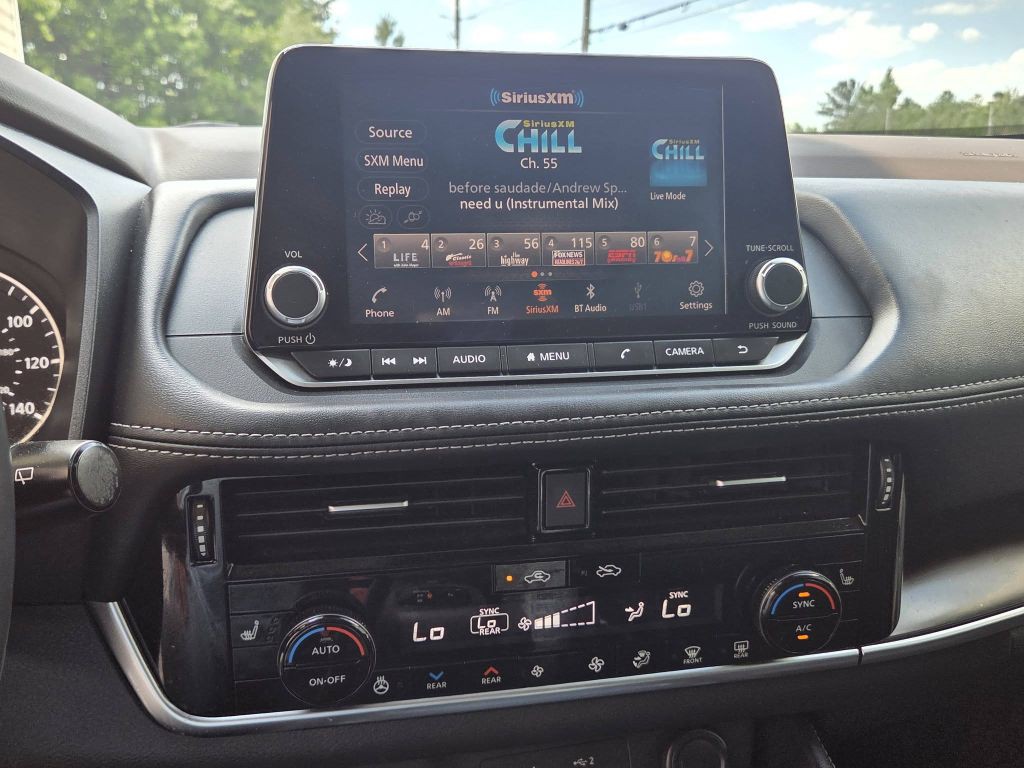 2021 Nissan Rogue Image 18