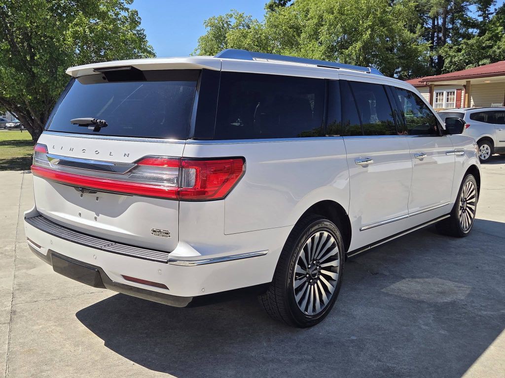 2019 Lincoln Navigator Image 7