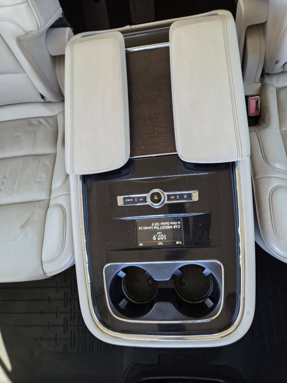 2019 Lincoln Navigator Image 22