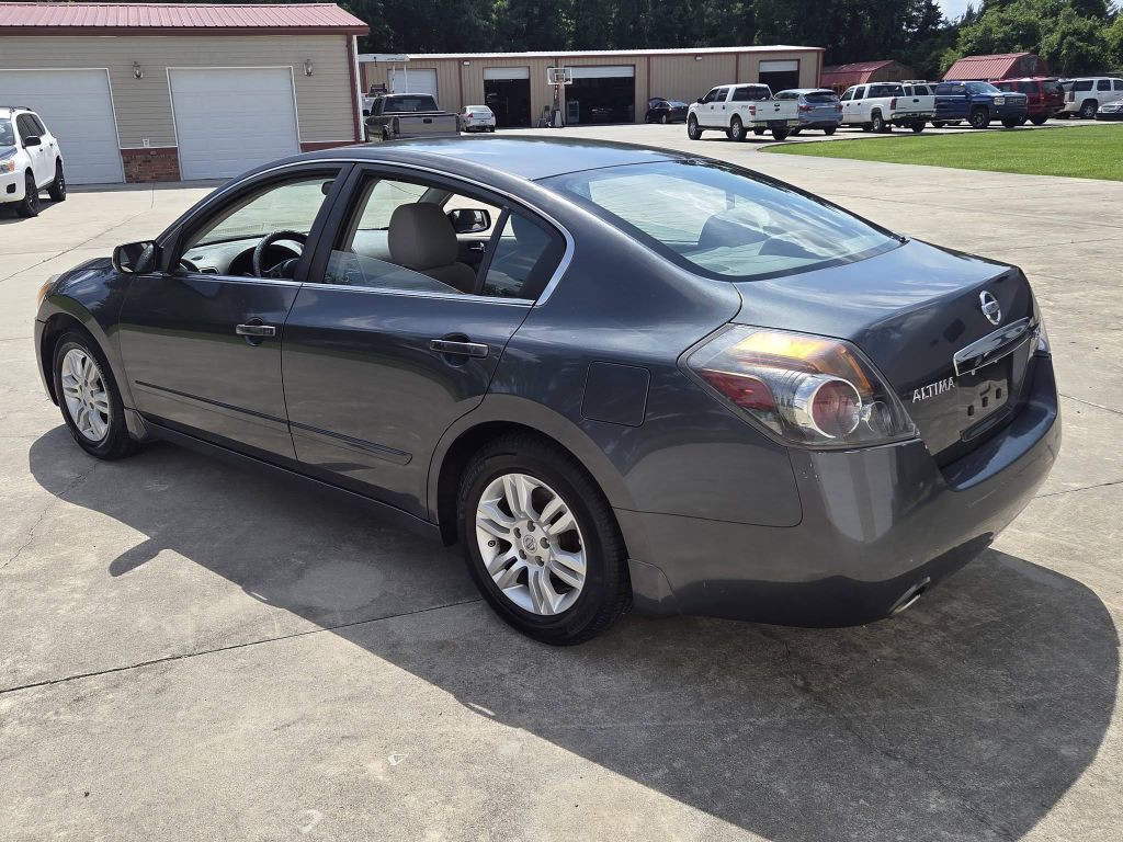 2011 Nissan Altima Image 6
