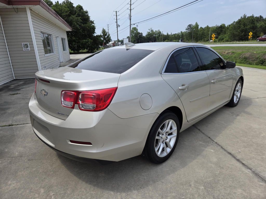 2015 Chevrolet Malibu Image 7