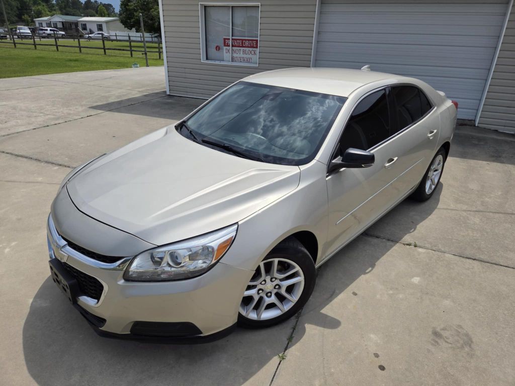 2015 Chevrolet Malibu Image 11
