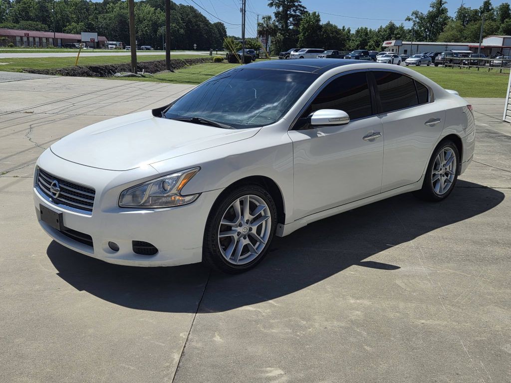 2010 Nissan Maxima Image 8