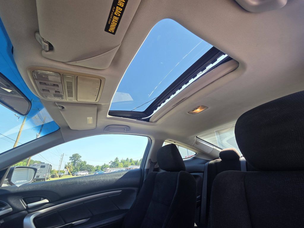 2008 Honda Accord Image 11