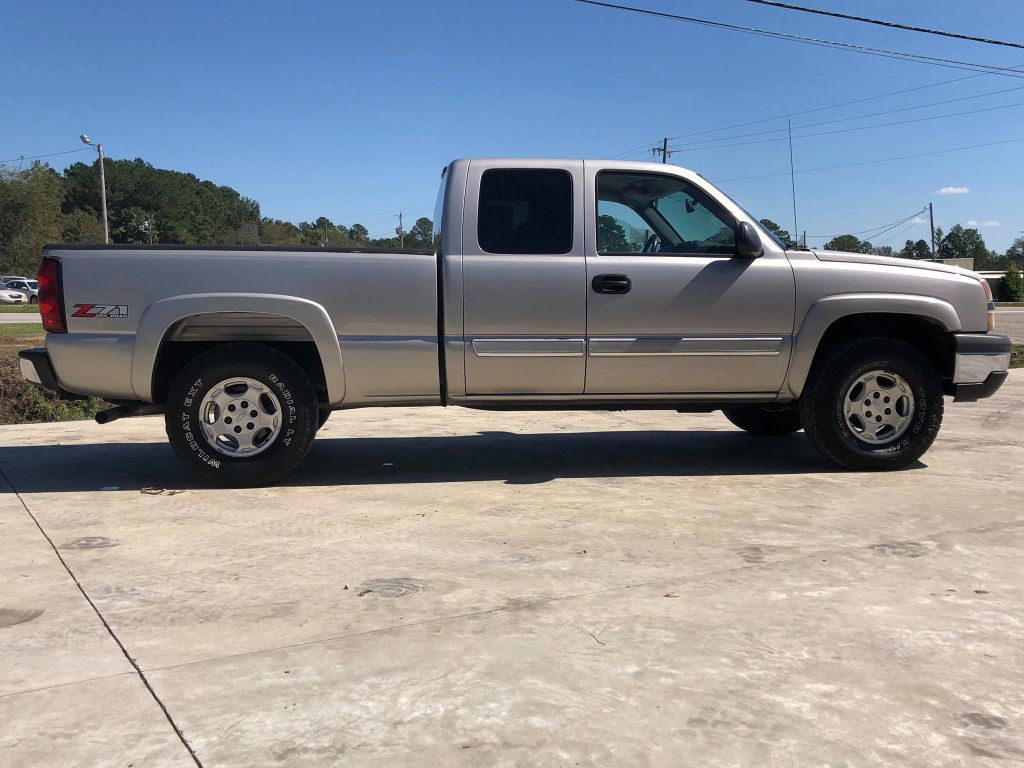 2004 Chevrolet Silverado 1500 Image 4