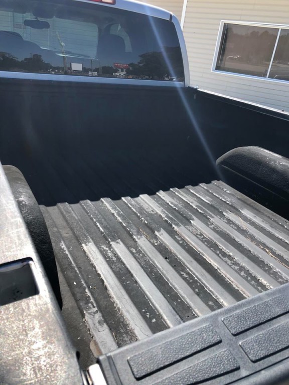 2004 Chevrolet Silverado 1500 Image 6
