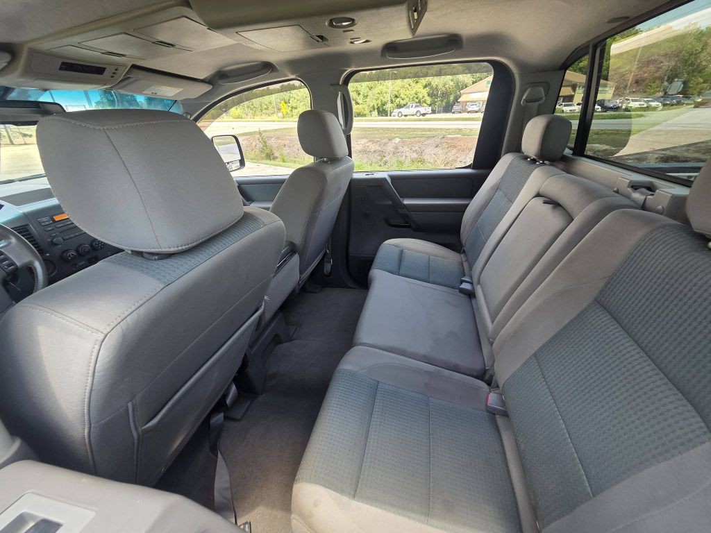 2007 Nissan Titan Image 11