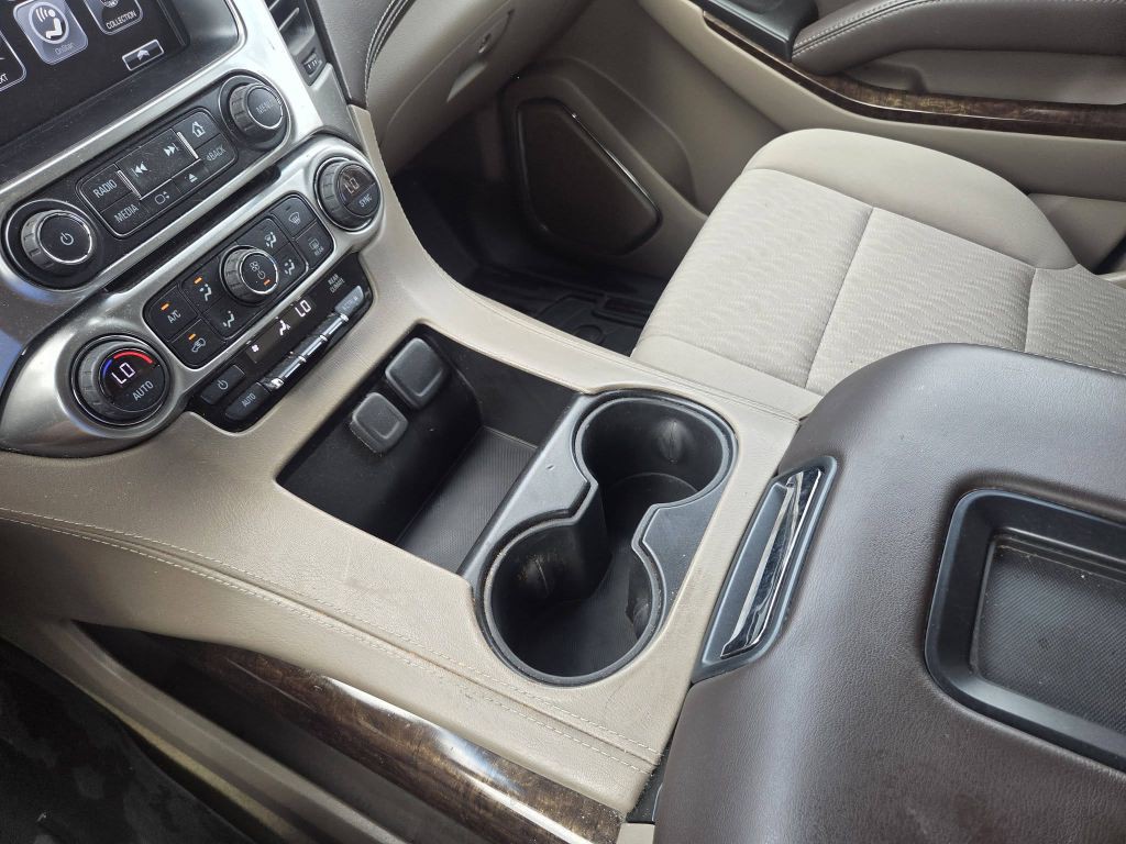 2017 Chevrolet Tahoe Image 17