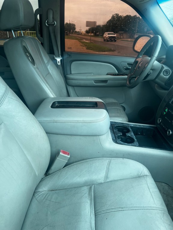 2007 GMC Yukon Image 4
