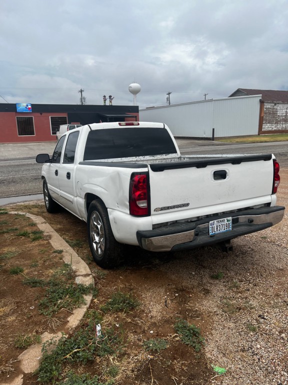 2006 Chevrolet Silverado 1500 Image 3