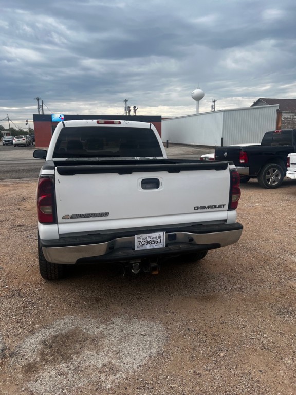 2005 Chevrolet Silverado 1500 Image 3