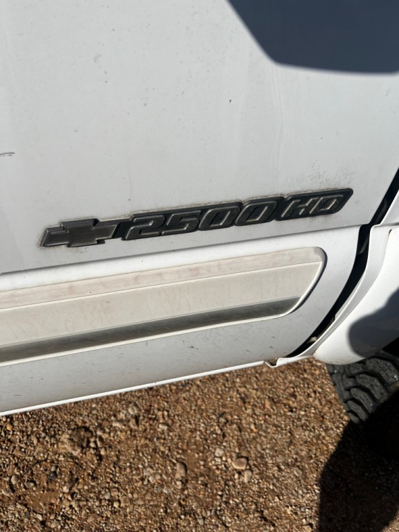 2004 Chevrolet Silverado 1500 Image 5
