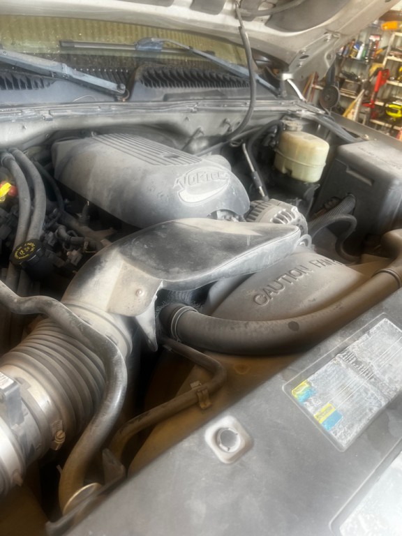 2002 Chevrolet Silverado 1500 Image 10