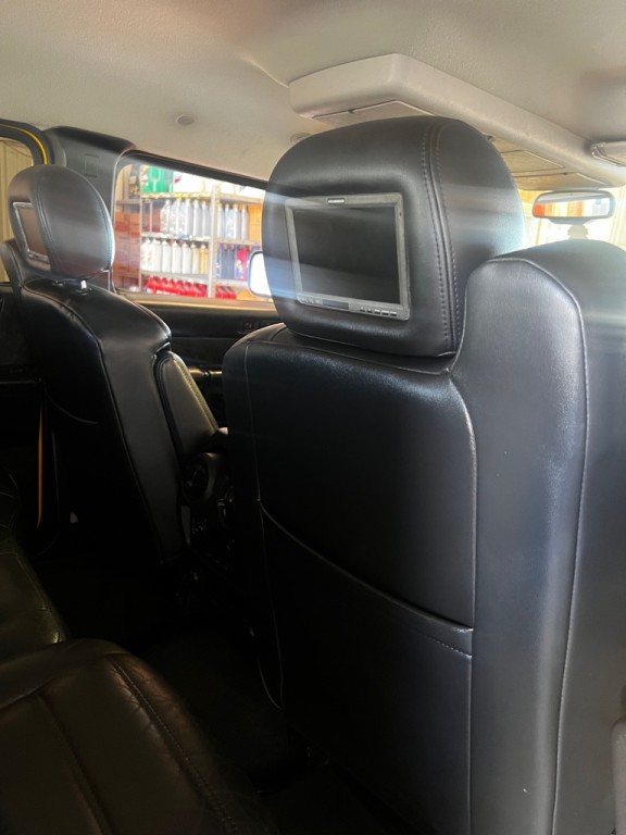 2006 HUMMER H2 Image 10